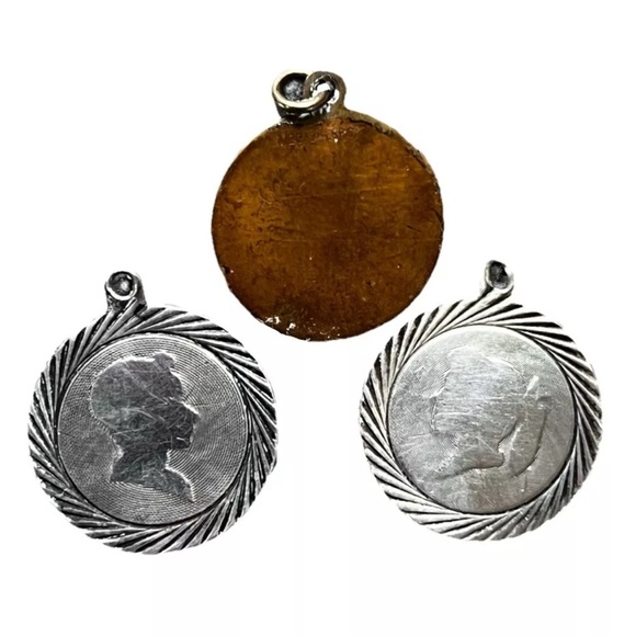 Source Unknown Jewelry - TC Sterling Silver Vintage Charms Lot Of 2 + Bonus Charm 3/4" 5 Grams